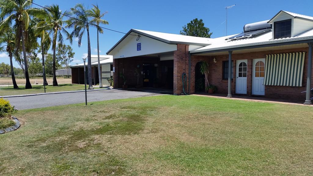 True Blue Motor Inn Rockhampton Exteriér fotografie